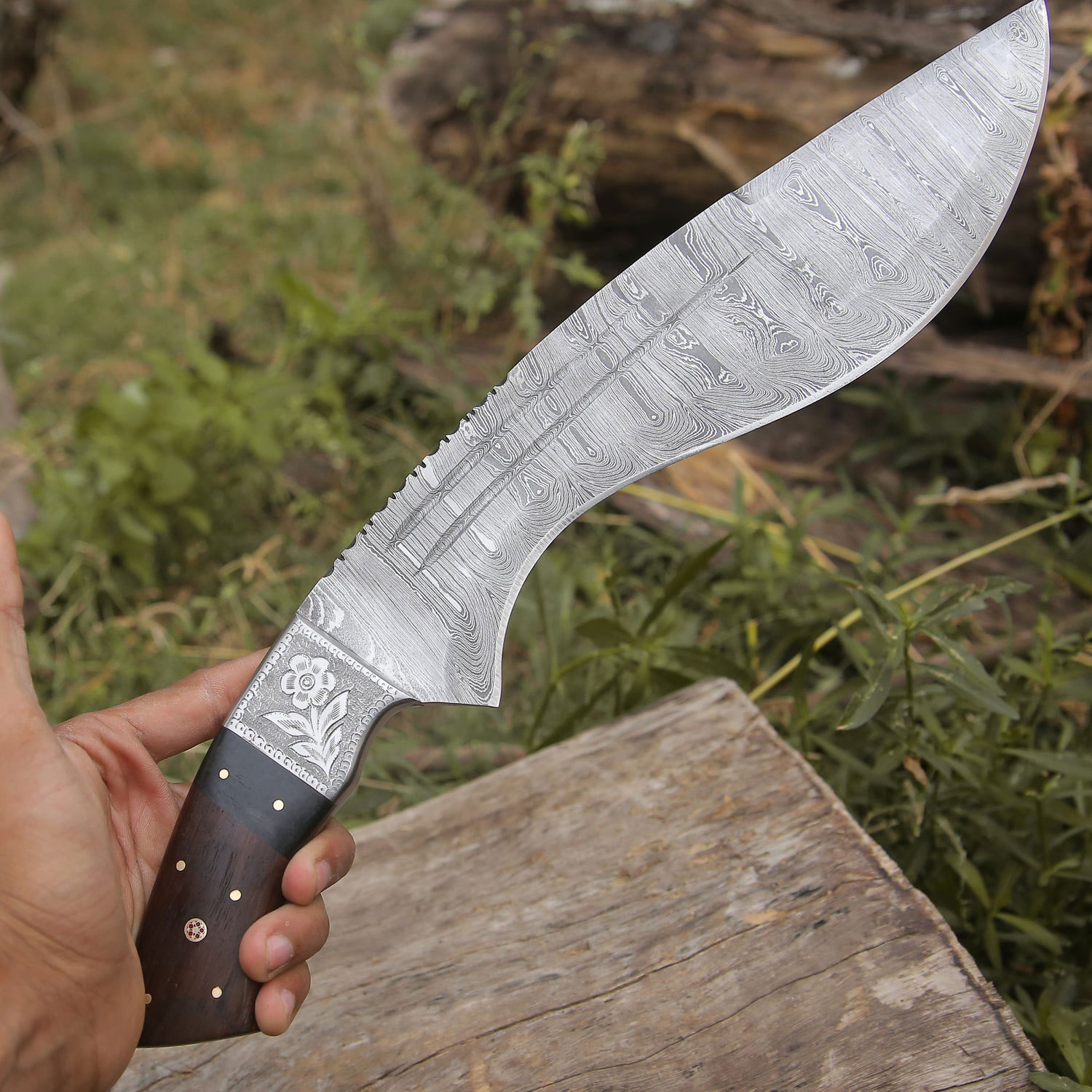 Custom Knife With Cocobolo Wood Bull Horn Handle 